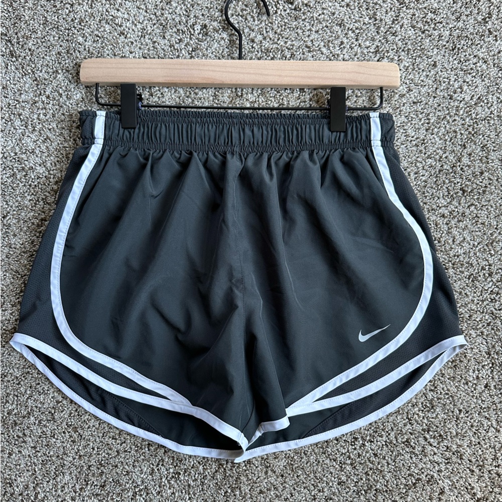 Nike Women’s Tempo Running Shorts